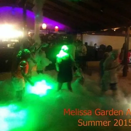アパートホテル Melissa Garden